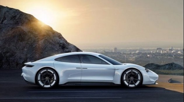 Dünyanın en değerli 10 otomobil markası!